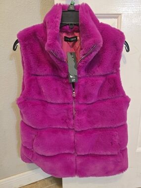 Love Token Fuchsia Faux Fur Vest